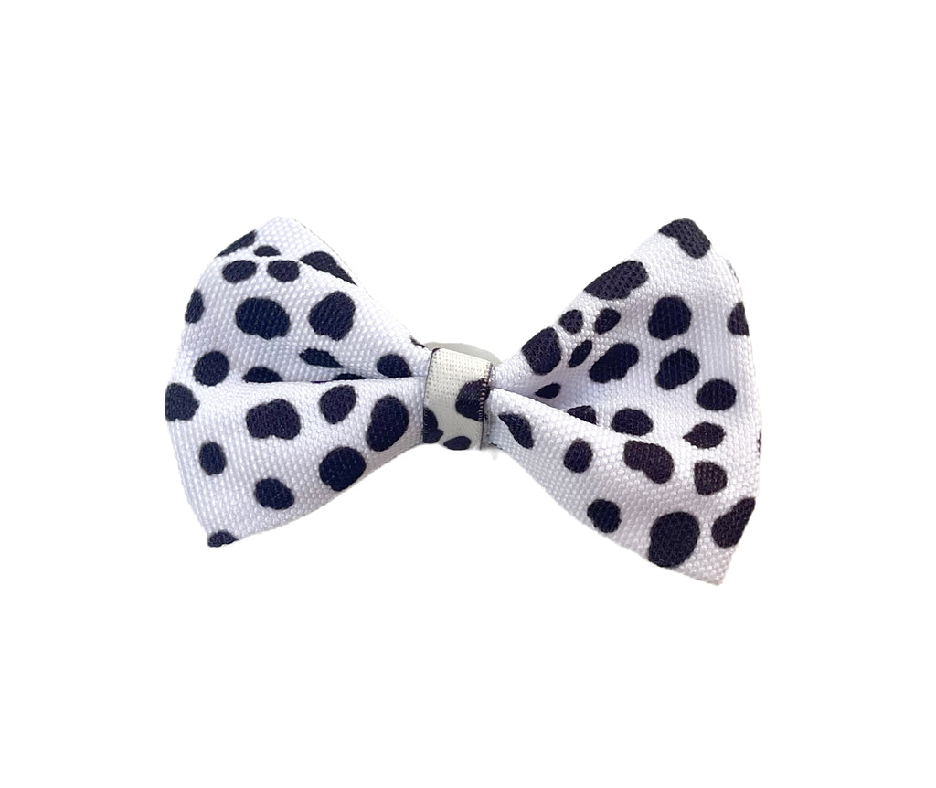 black and white spotted moo canvas elastic attaching bow tie for pets