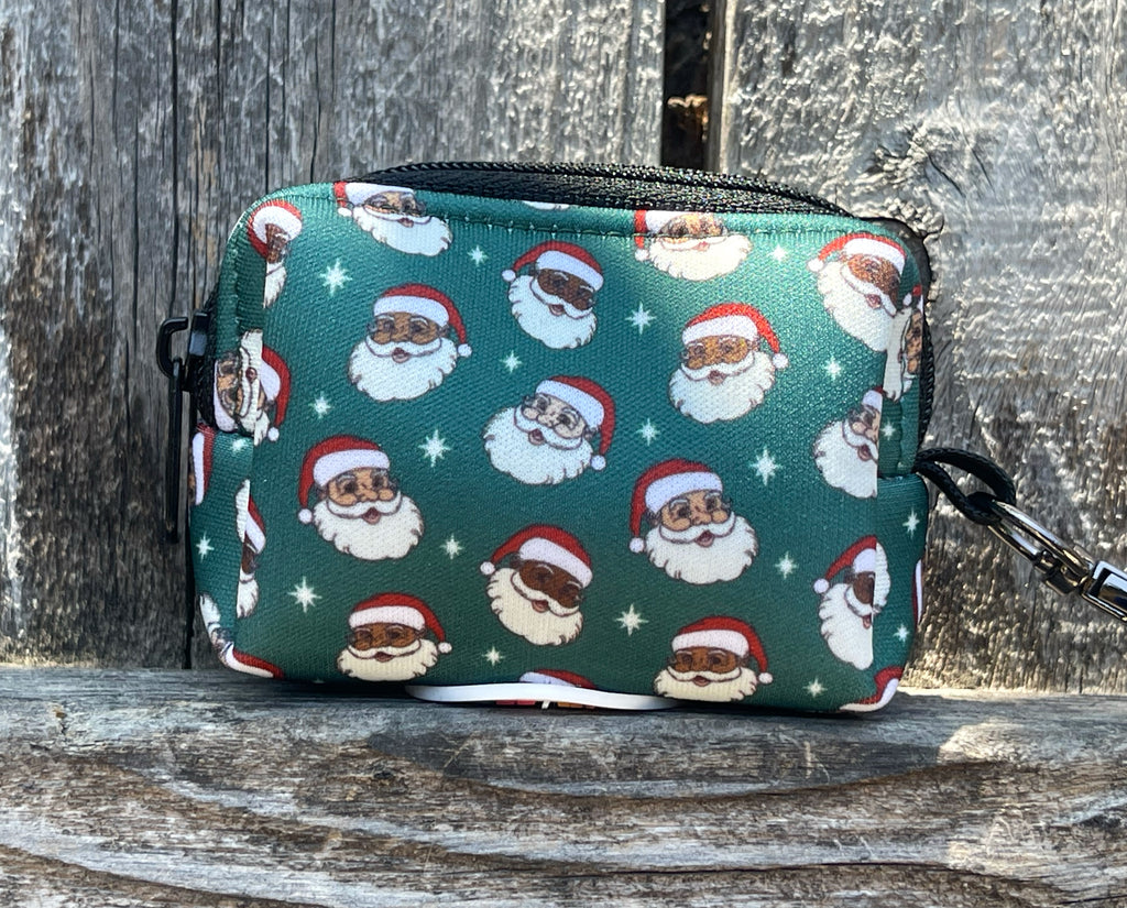 Spread holiday cheer with our adorable Multiethnic Santa poop bag holder! This matching accessory is perfect for any dog owner.