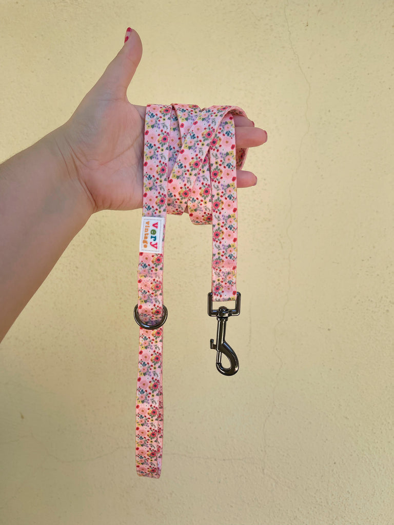 Super cute girl dog leash with light pink flowers made from an eco-friendly nylon made from recycled bottles 